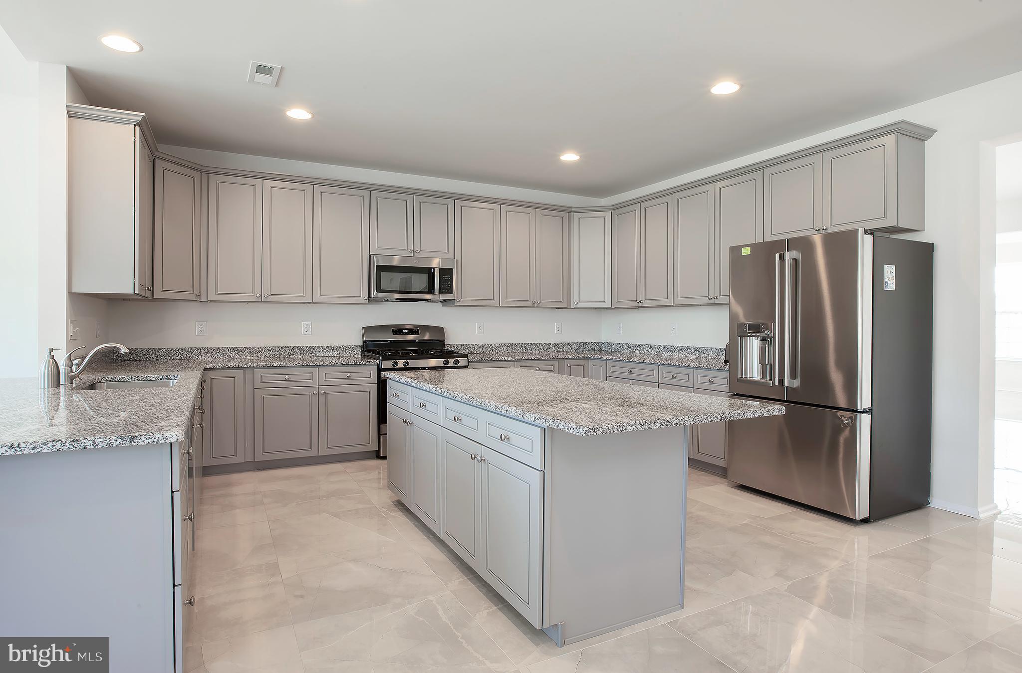 41 Champlain Road Marlton, NJ 08053 - Photo 4 of 23 Gallery Image 4