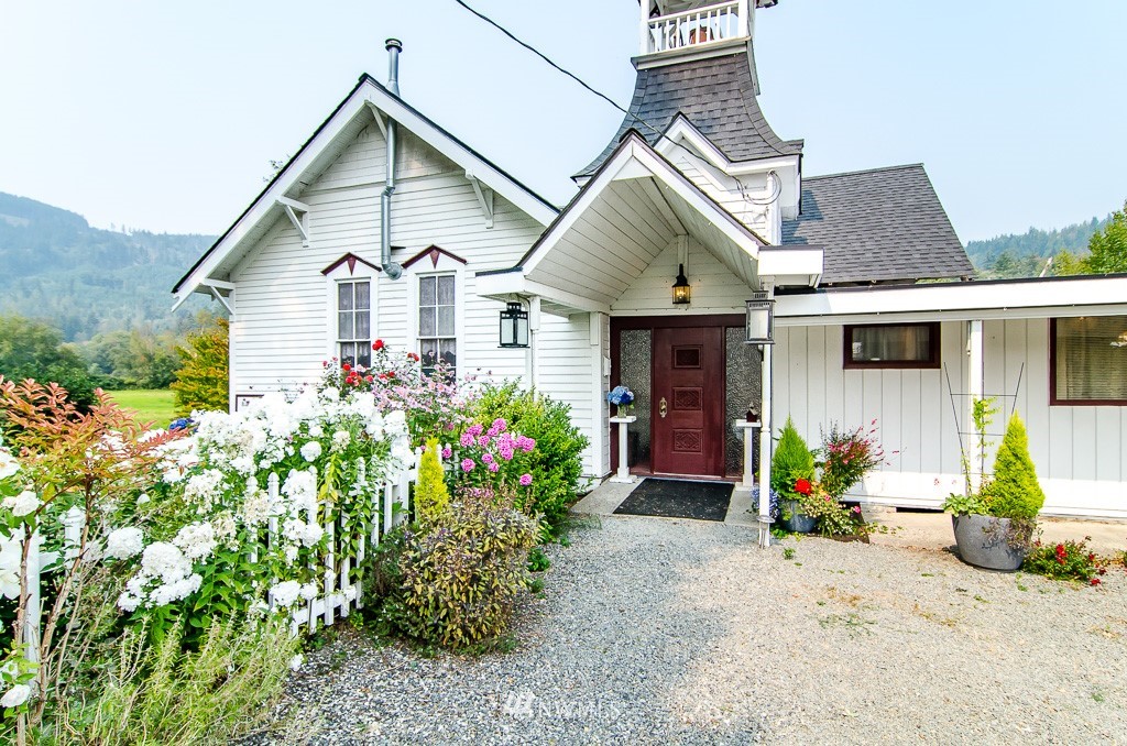 3685 Legg Road Bow, WA 98232 - Photo 6 of 10 Gallery Image 6