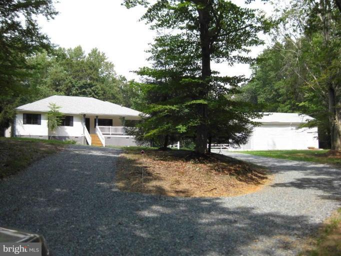 261 Quarry Road Stafford, VA 22554 - Photo 3 of 22 Drive way entrance