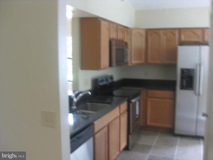 261 Quarry Road Stafford, VA 22554 - Photo 8 of 22 Kitchen View2