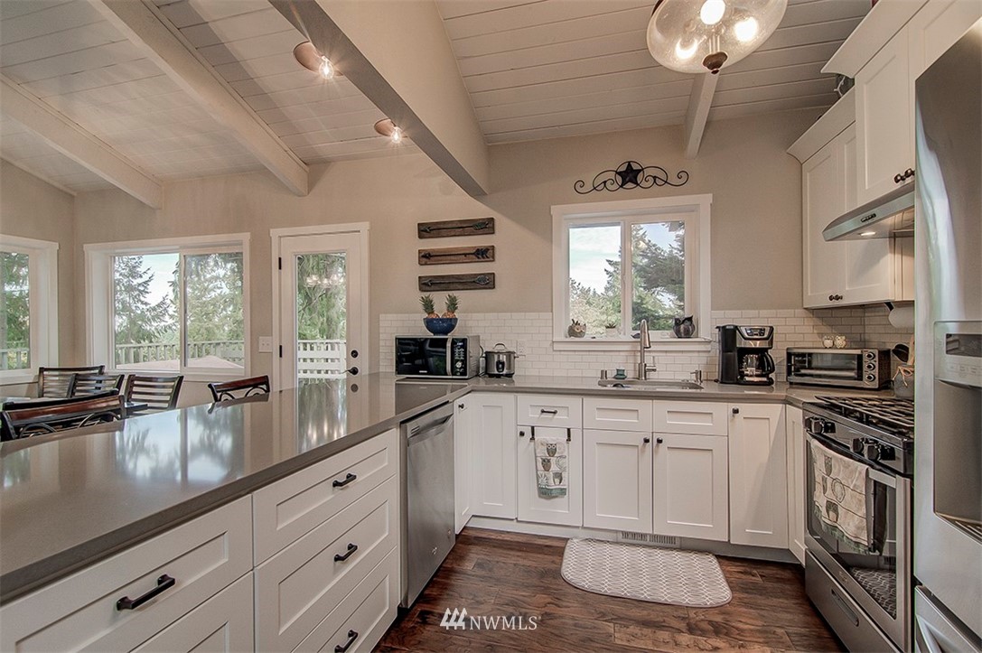 12408 Southeast 98th Street Renton, WA 98056 - Photo 18 of 25