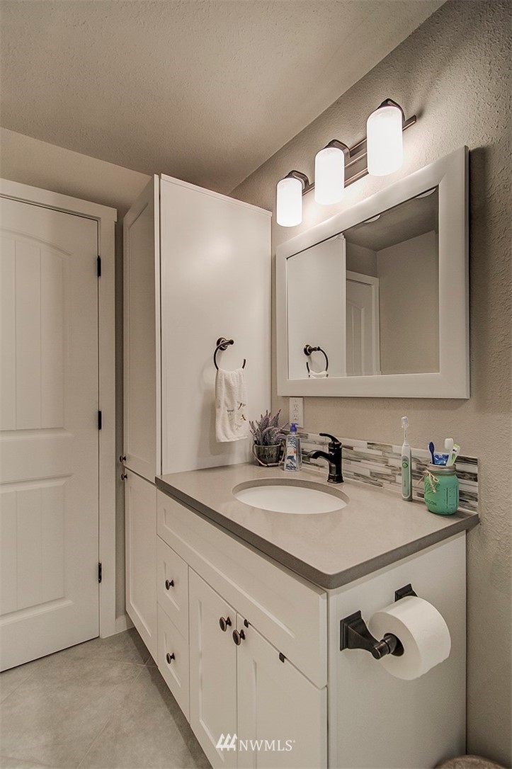 12408 Southeast 98th Street Renton, WA 98056 - Photo 19 of 25