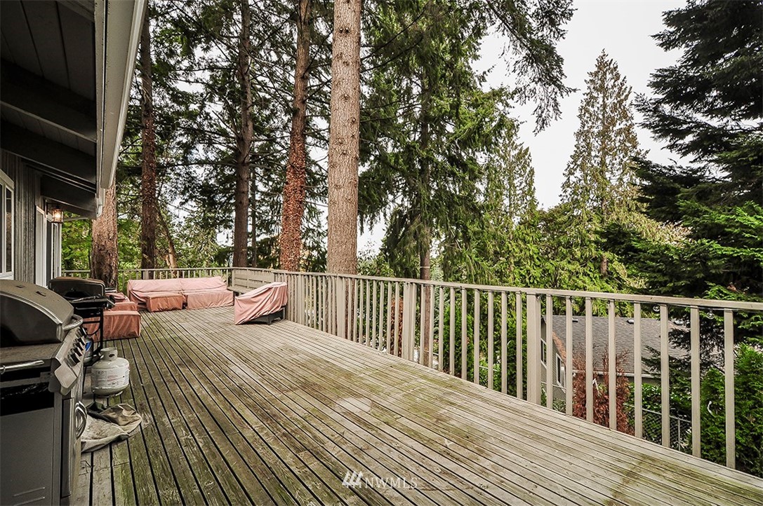 12408 Southeast 98th Street Renton, WA 98056 - Photo 23 of 25