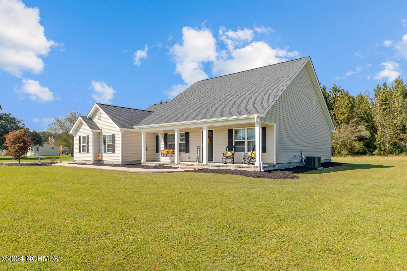 279 Quinn Store Road Beulaville, NC 28518 - Photo 2 of 54 2