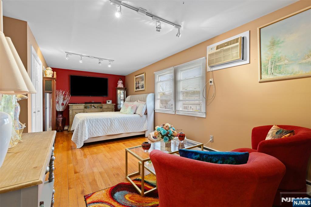 4 Patton Place Dumont, NJ 07628 - Photo 18 of 48