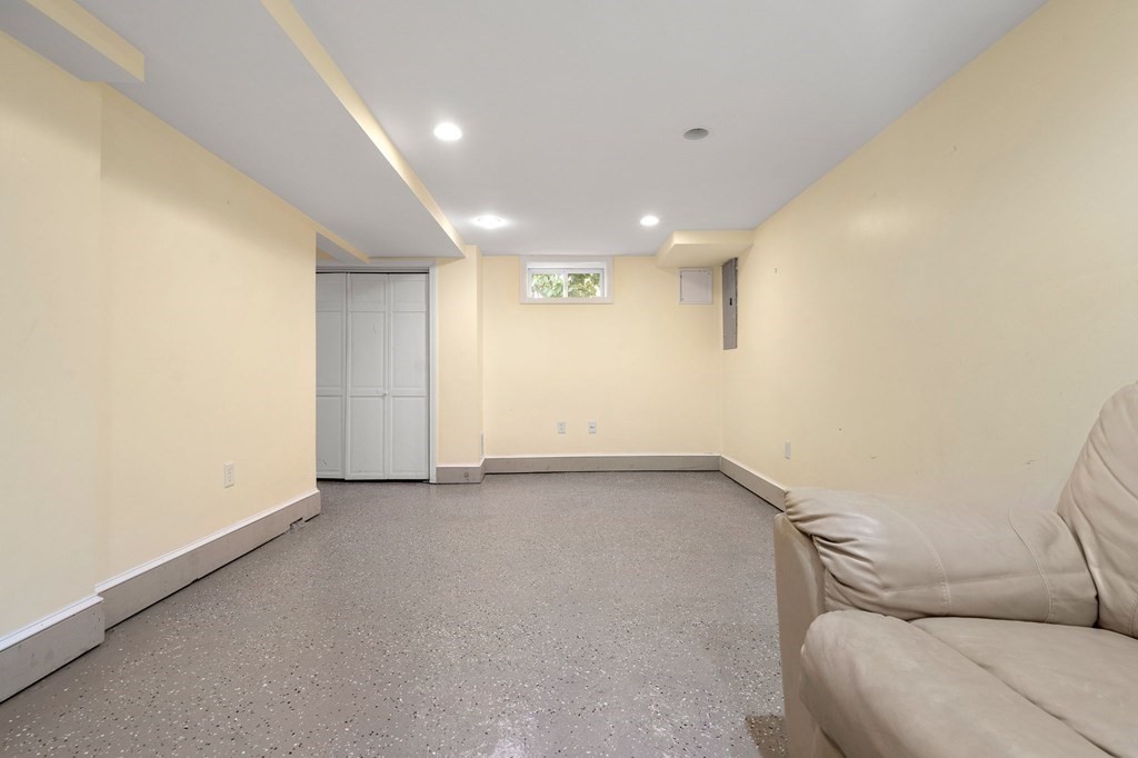 22 Ardmore Road Newton, MA 02465 - Photo 17 of 18 a view of an empty room