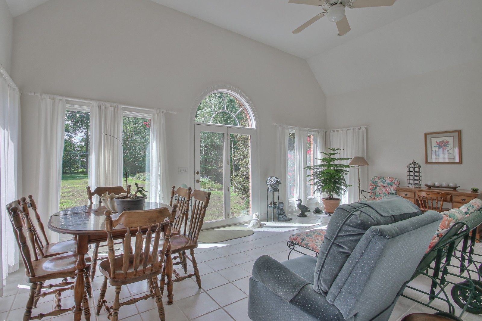521 Robards Circle Old Hickory, TN 37138 - Photo 26 of 50 a view of a dining room with furniture window and outside view