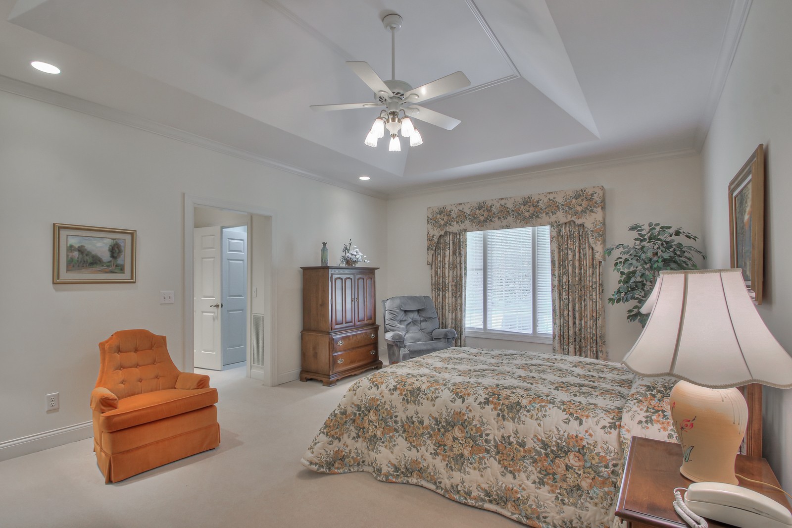 521 Robards Circle Old Hickory, TN 37138 - Photo 34 of 50 a living room with furniture and a chandelier