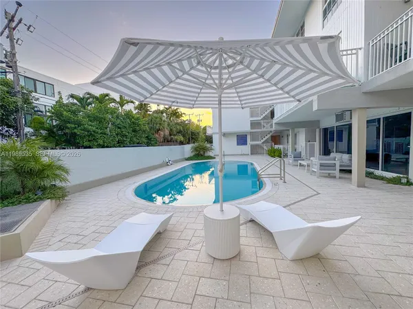$640,000 | 290 Sunrise Drive, Unit 3F, Key Biscayne, FL 33149