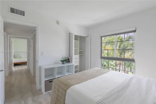 $640,000 | 290 Sunrise Drive, Unit 3F, Key Biscayne, FL 33149