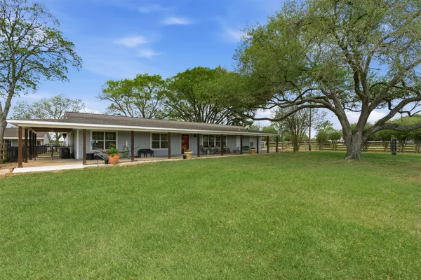 $645,000 | 36455 Joe Loggins Road, Hempstead, TX 77445