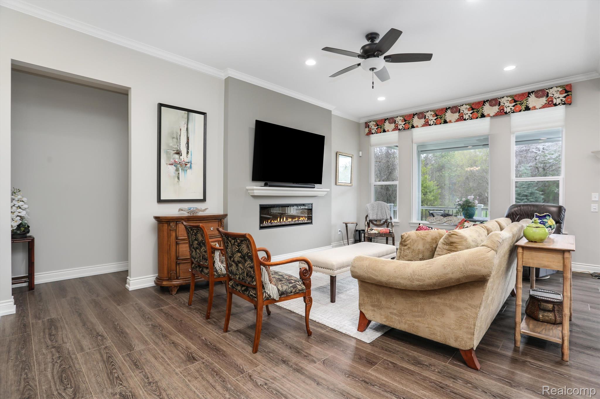 197 Weston Lane Rochester, MI 48309 - Photo 11 of 36 Gallery Image 11
