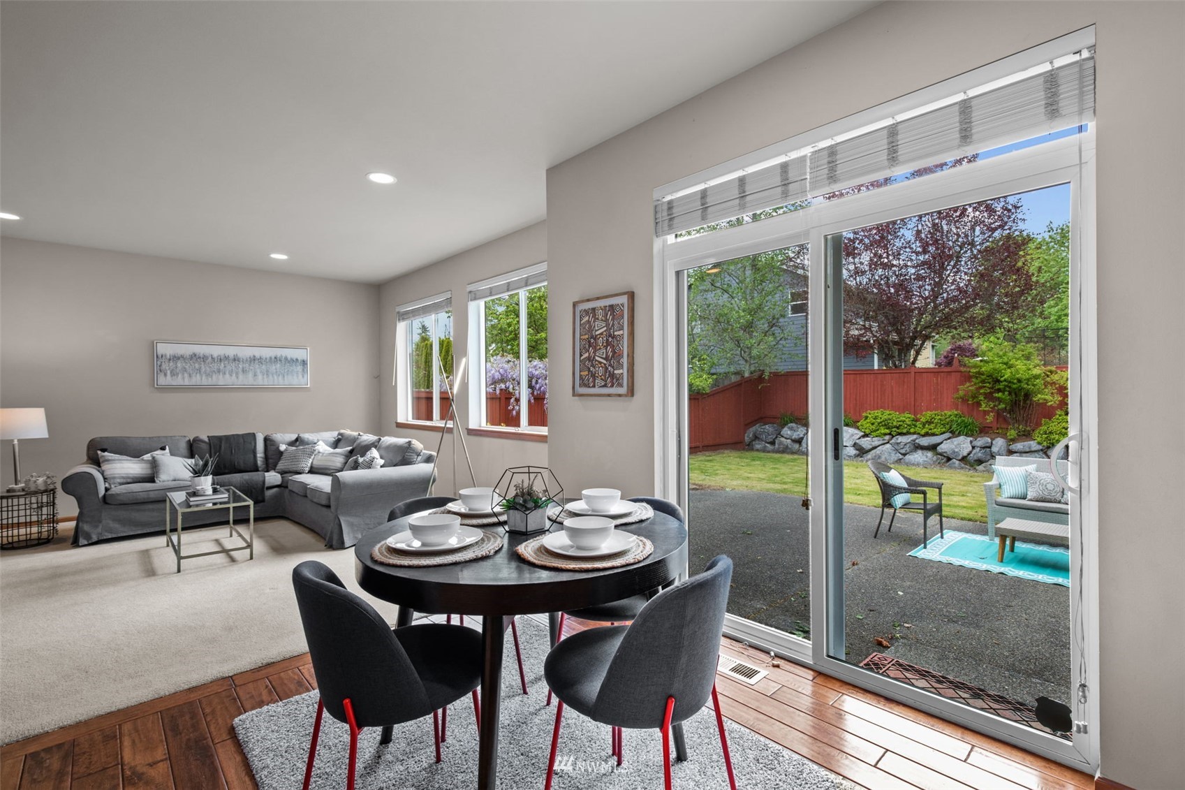 254 Nile Avenue Northeast Renton, WA 98059 - Photo 8 of 39 Gallery Image 8