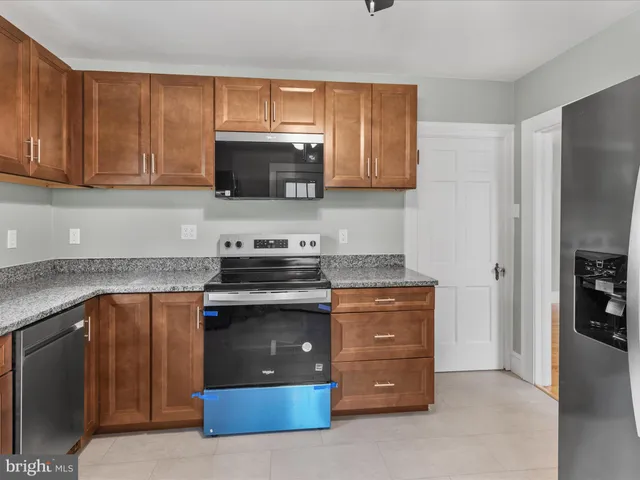 $319,900 | 304 North Main Street, Hebron, MD 21830