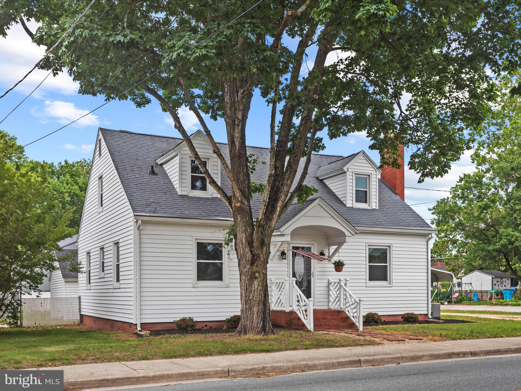 304 North Main Street Hebron, MD 21830 - Photo 3 of 45