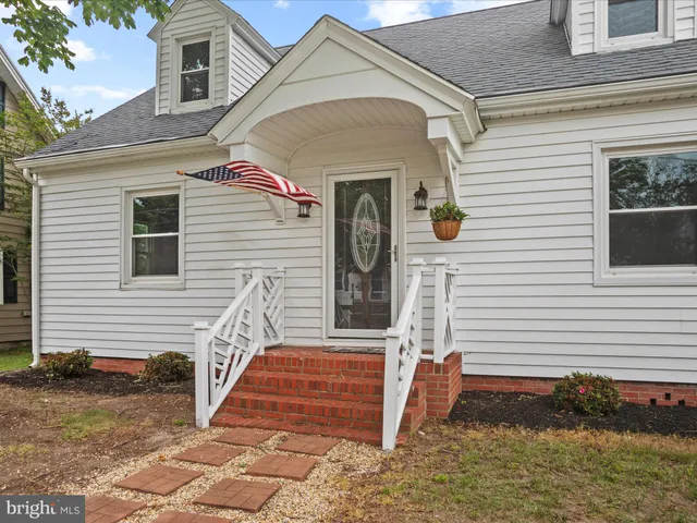 $319,900 | 304 North Main Street, Hebron, MD 21830