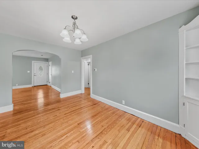 $319,900 | 304 North Main Street, Hebron, MD 21830