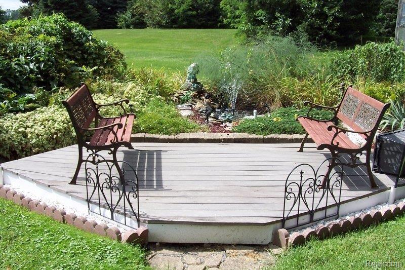 67275 Wolcott Road Ray, MI 48096 - Photo 7 of 18 100_8031 (800x533).jpg