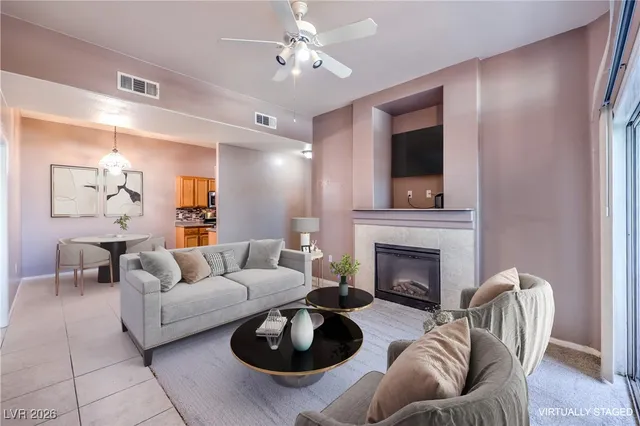 $310,000 | 2305 West Horizon Ridge Parkway, Unit 1512, Henderson, NV 89052