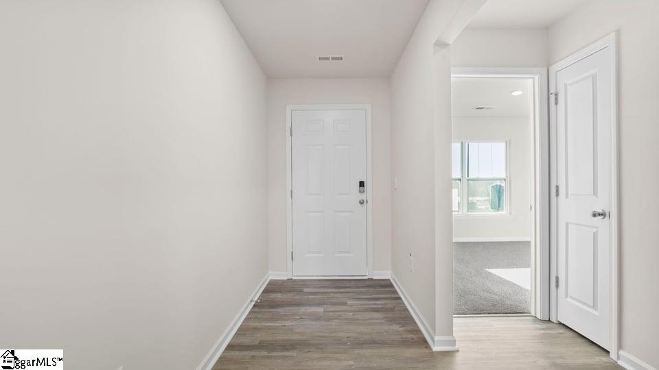 407 Caprock Court Seneca, SC 29678 - Photo 4 of 33