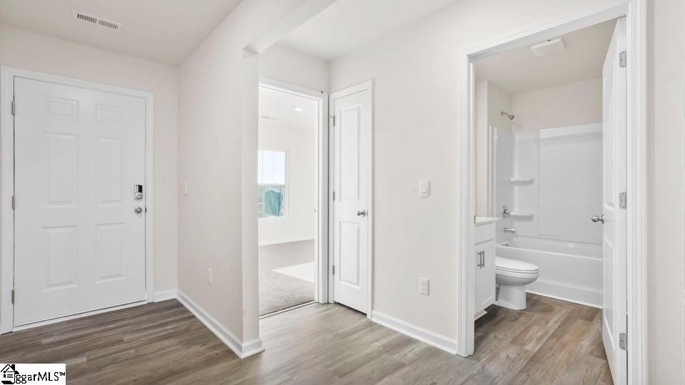 407 Caprock Court Seneca, SC 29678 - Photo 5 of 33