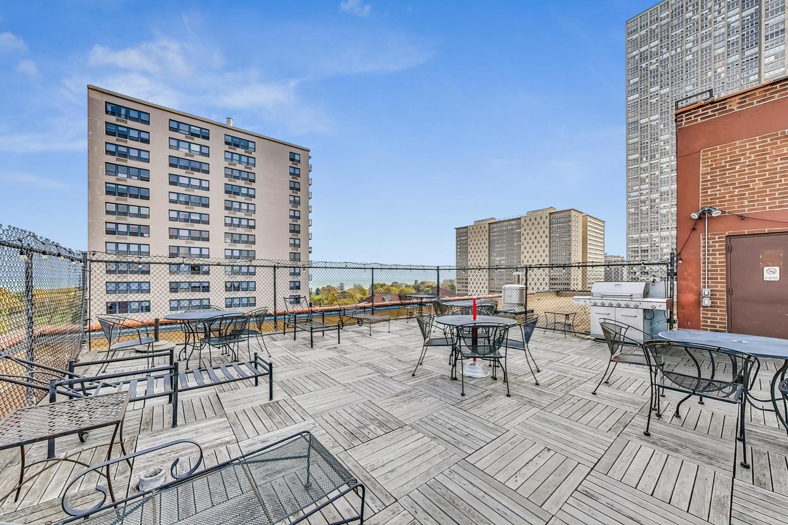 700 West Bittersweet Place, Unit 807 Chicago, IL 60613 - Photo 16 of 24 Gallery Image 16