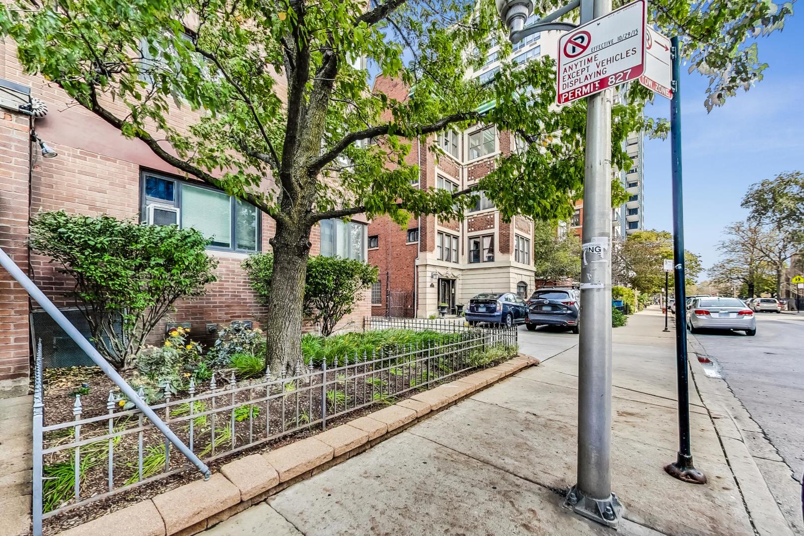 700 West Bittersweet Place, Unit 807 Chicago, IL 60613 - Photo 21 of 24 Gallery Image 21