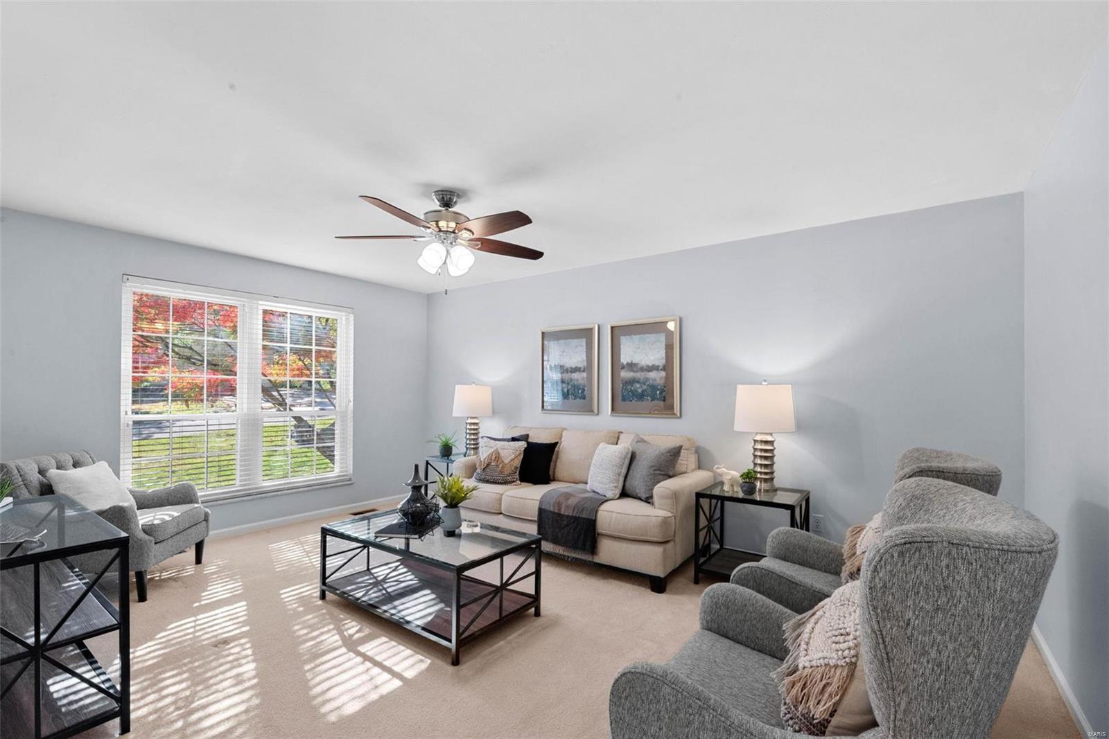 801 Green Ridge Lane St. Peters, MO 63376 - Photo 8 of 18