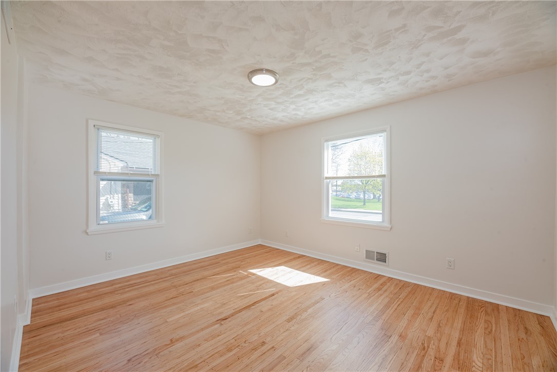 767 Carter Street Rochester, NY 14621 - Photo 17 of 33
