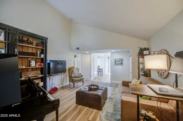 $2,000 | 90 Leisure World, Mesa, AZ 85206