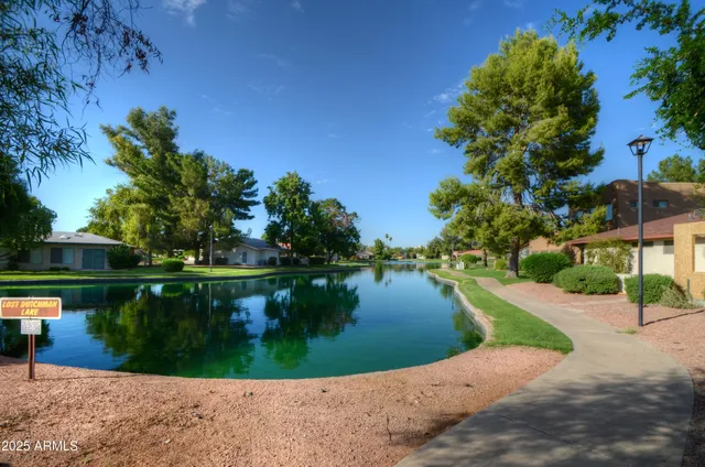 $2,000 | 90 Leisure World, Mesa, AZ 85206