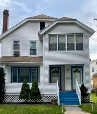 $2,200 | 18 Coombs Road, Unit 2, Worcester, MA 01602