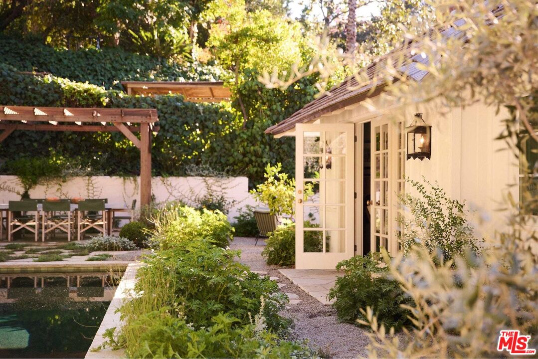 3142 Brookdale Road Studio City, CA 91604 - Photo 23 of 29