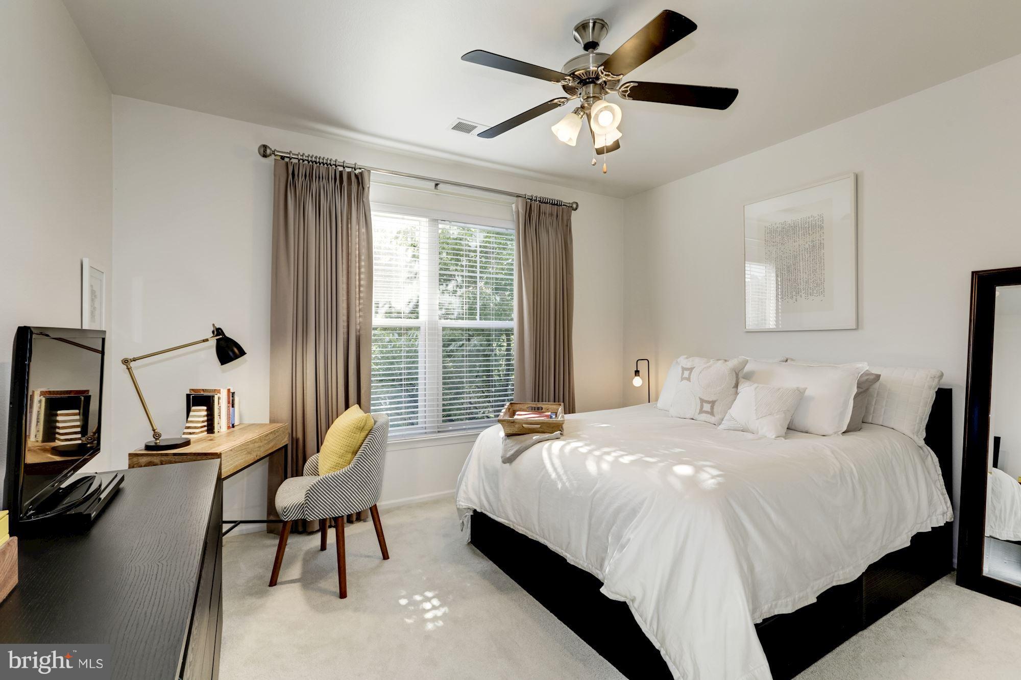 11800 Old Georgetown Road, Unit 1538 North Bethesda, MD 20852 - Photo 12 of 25 Bedroom (Master)