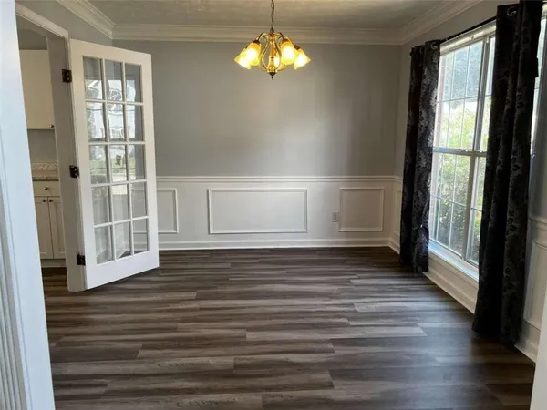 wooden floor in an empty room with wooden floor