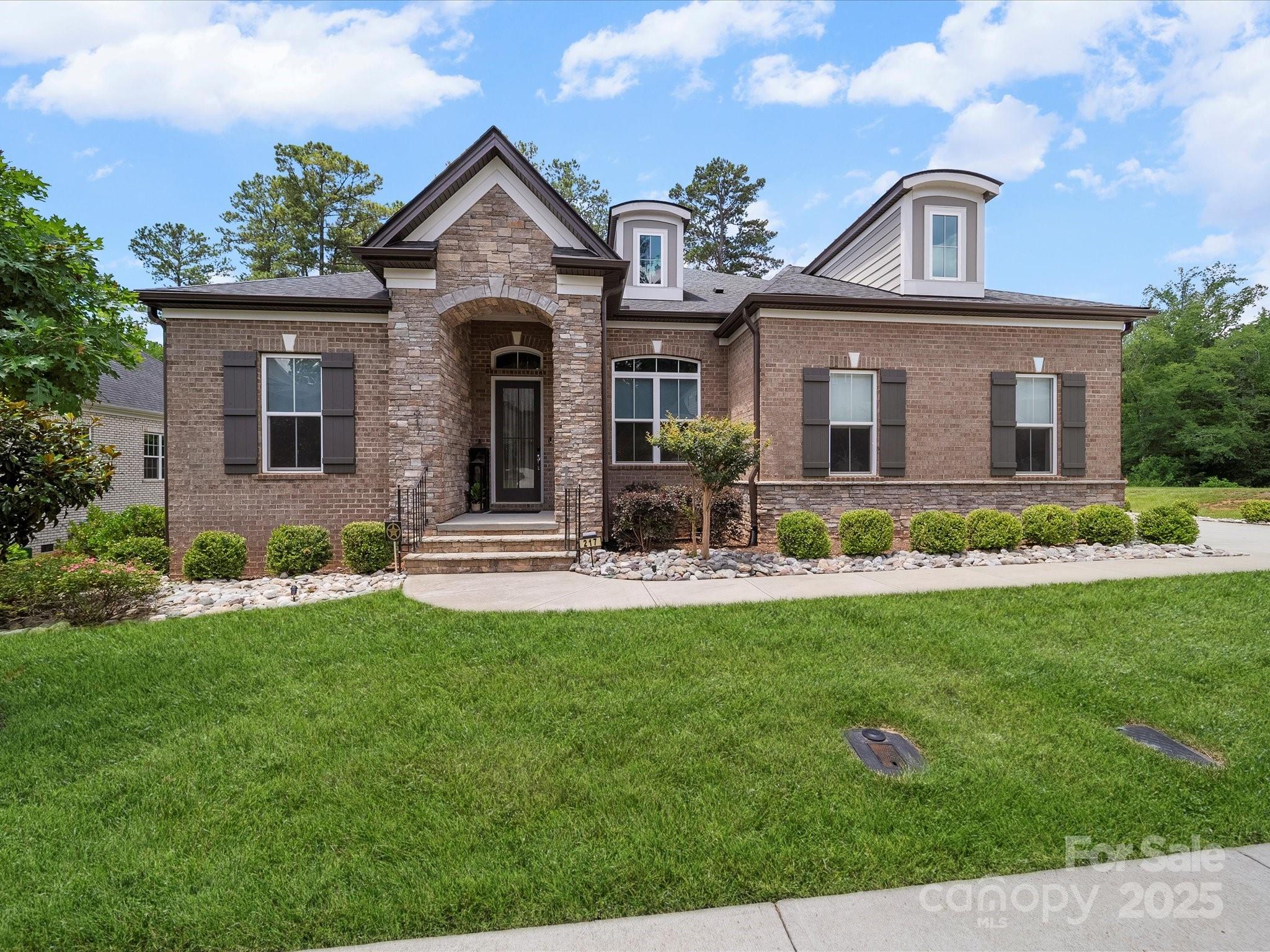 217 Turtleback Ridge Weddington, NC 28104 - Photo 4 of 47 Gallery Image 4