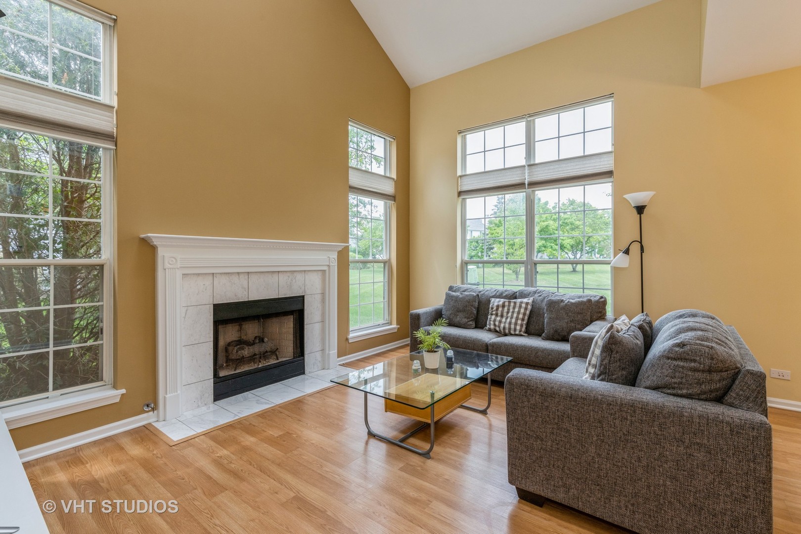 17773 Braewick Road Gurnee, IL 60031 - Photo 5 of 16