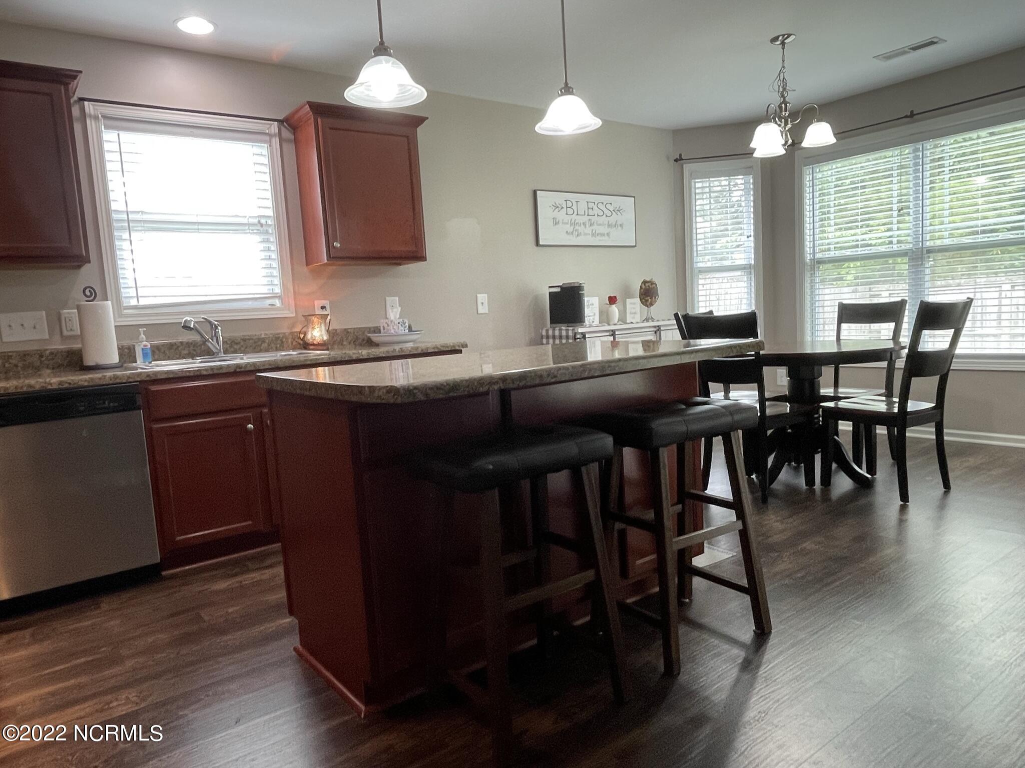 253 Merin Height Road Jacksonville, NC 28546 - Photo 11 of 26 Kitchen1