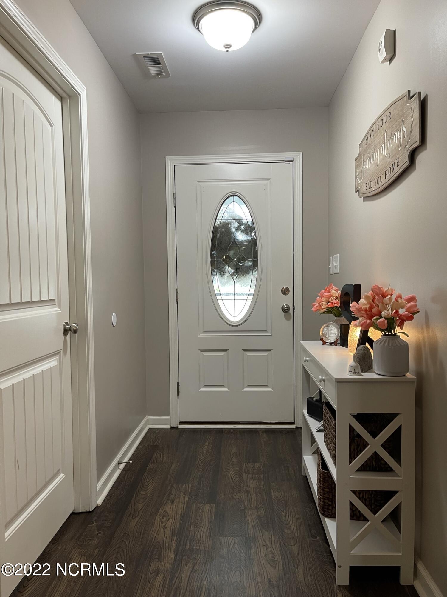 253 Merin Height Road Jacksonville, NC 28546 - Photo 5 of 26 IMG_2664