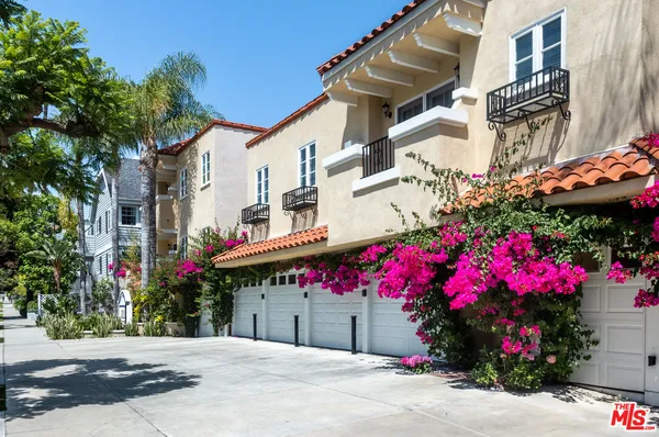 $4,000 | 916 North Alfred Street, Unit 6, Los Angeles, CA 90069