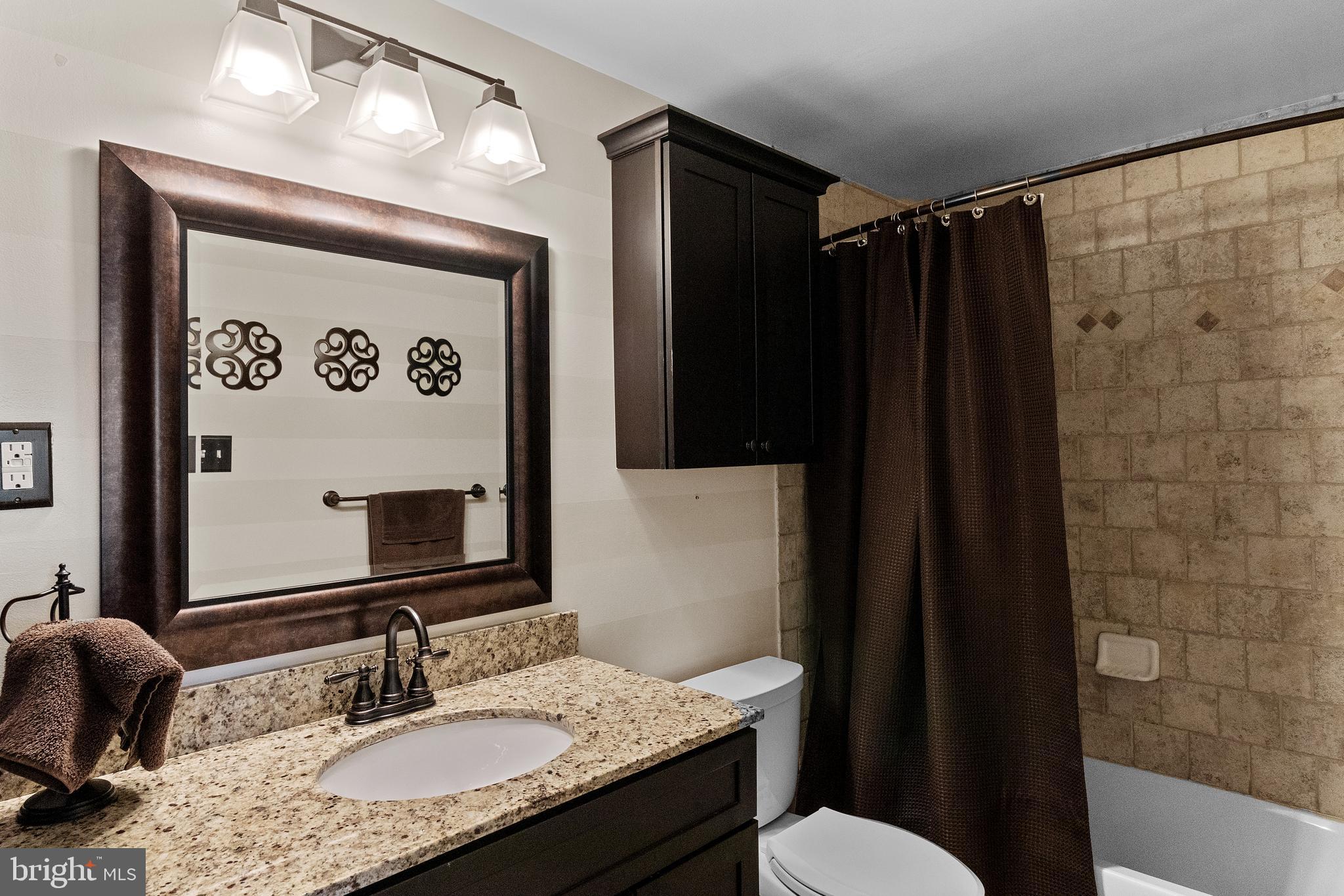 172 Bateman Road Langhorne, PA 19047 - Photo 14 of 37 Second bathroom