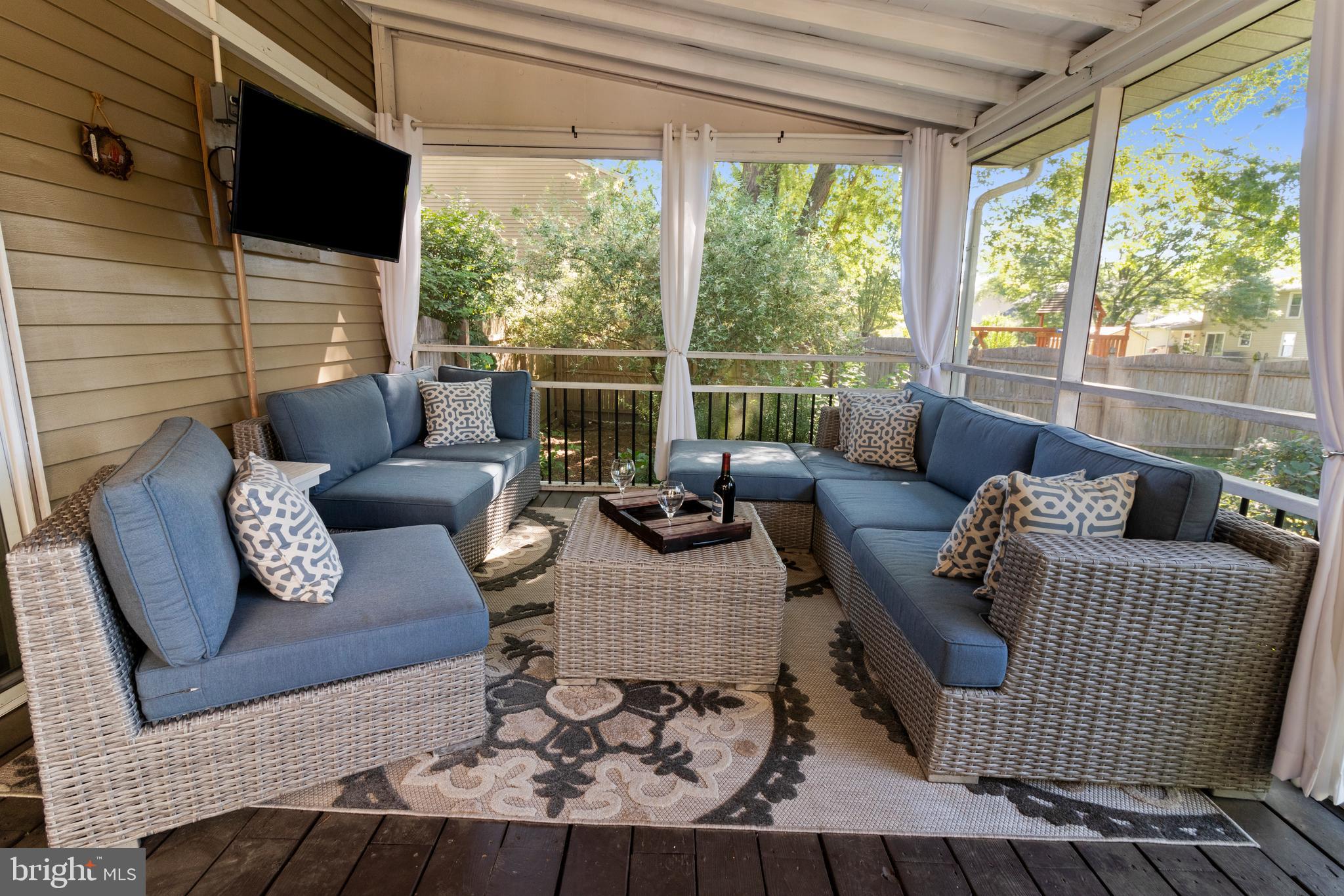 172 Bateman Road Langhorne, PA 19047 - Photo 25 of 37 Sunroom