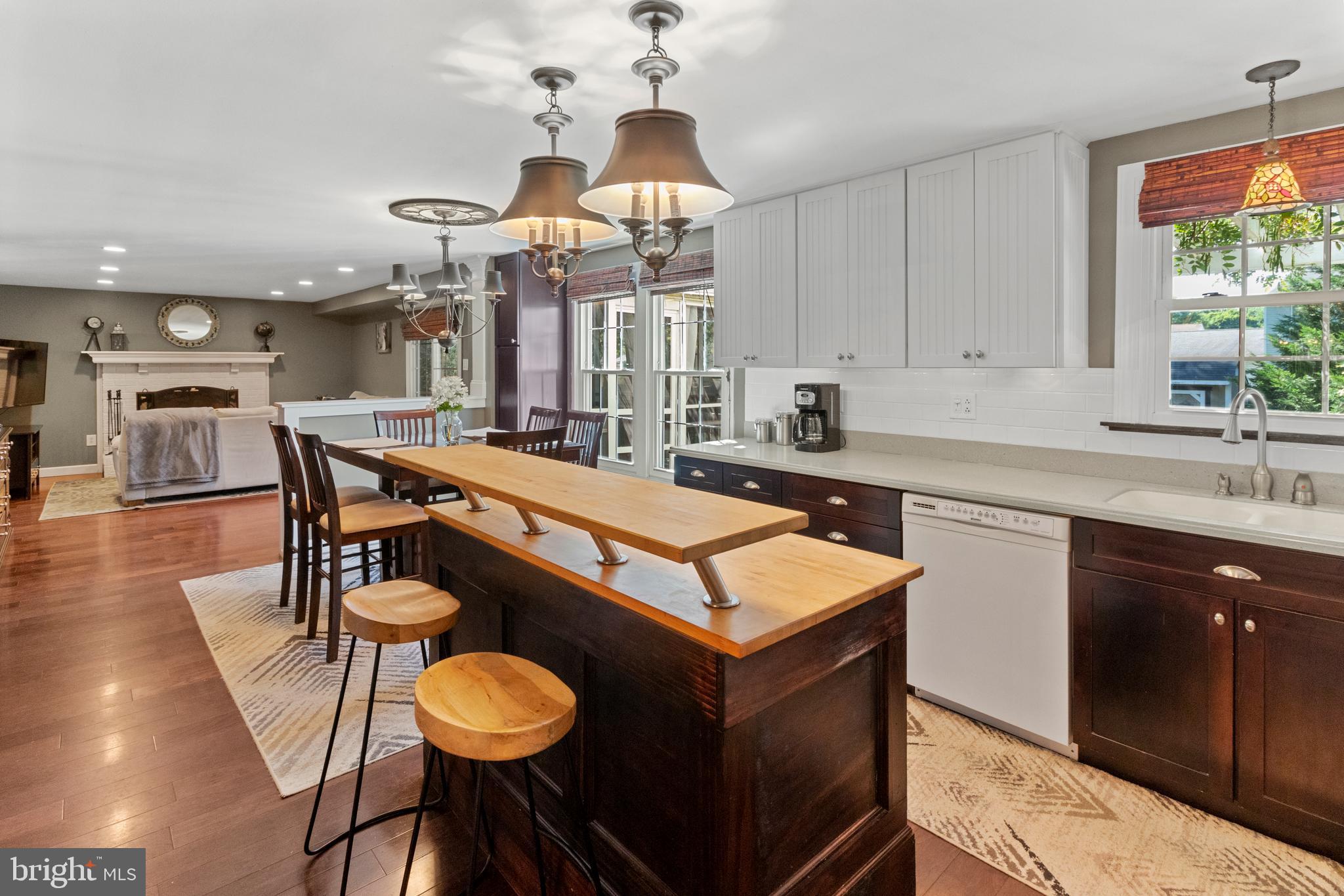 172 Bateman Road Langhorne, PA 19047 - Photo 9 of 37 Kitchen