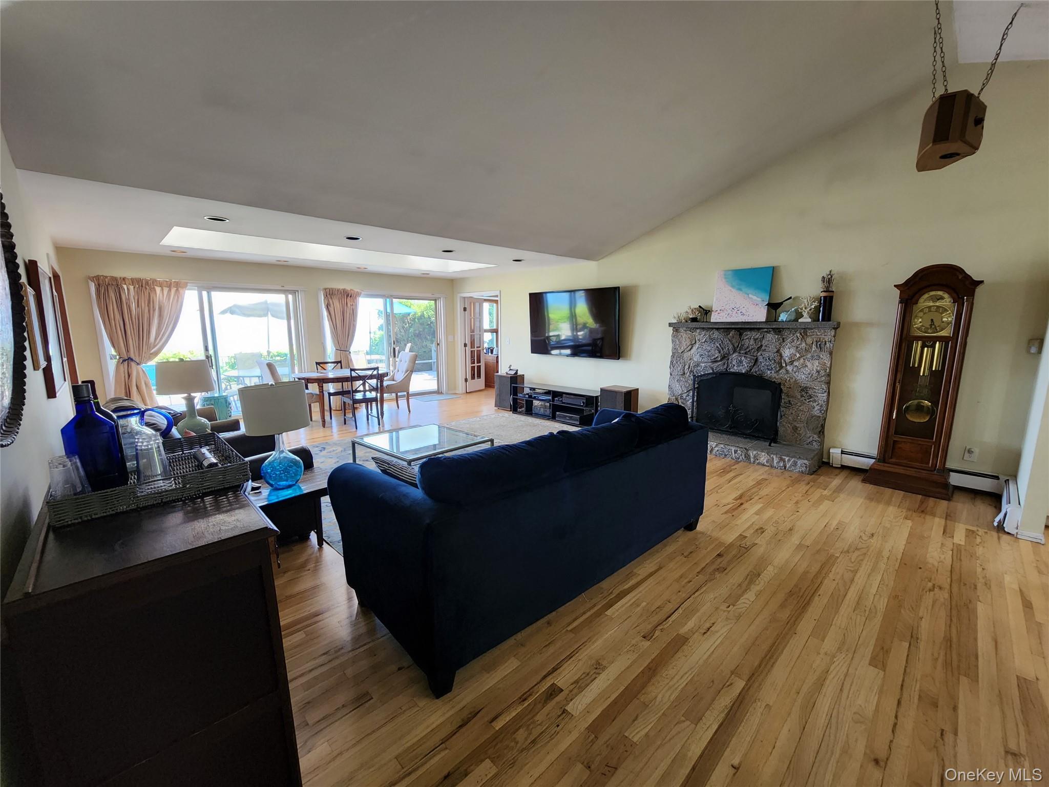 7 Riverhead Road Sound Beach, NY 11789 - Photo 25 of 33