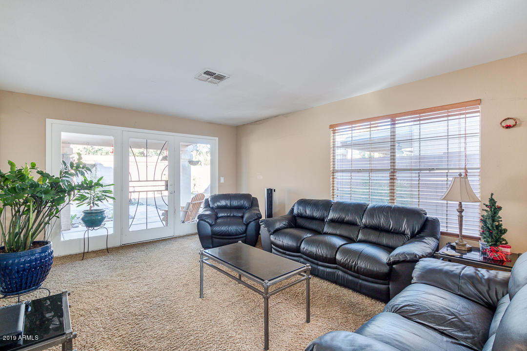15858 South 33rd Place Phoenix, AZ 85048 - Photo 6 of 33 09-33rd