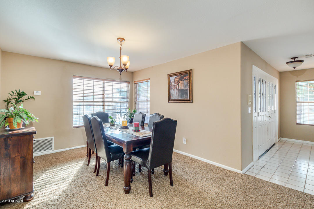 15858 South 33rd Place Phoenix, AZ 85048 - Photo 8 of 33 11-33rd