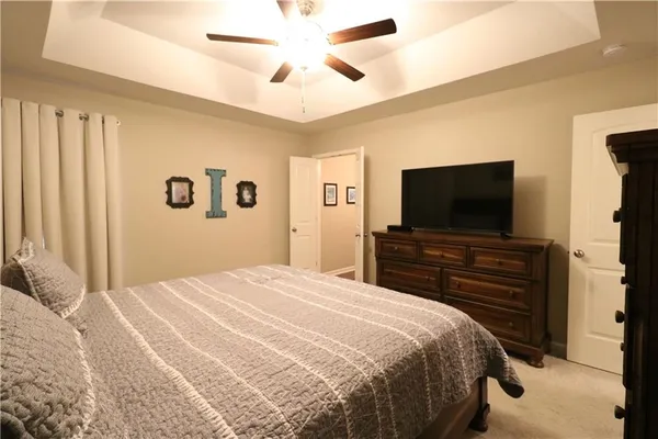 $349,900 | 10009 Karyn Court, Peculiar, MO 64078