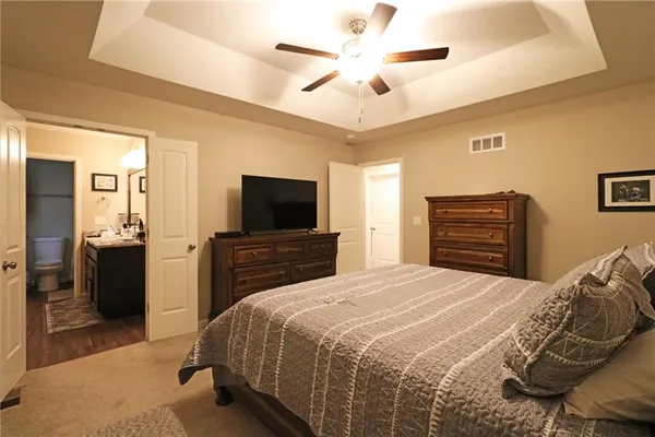 $349,900 | 10009 Karyn Court, Peculiar, MO 64078