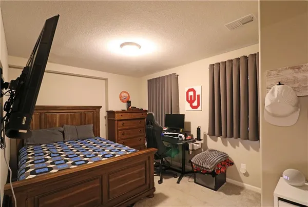 $349,900 | 10009 Karyn Court, Peculiar, MO 64078