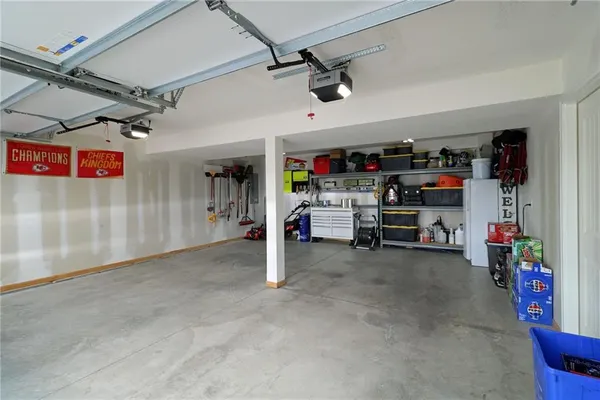 $349,900 | 10009 Karyn Court, Peculiar, MO 64078